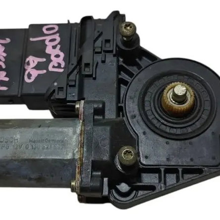 Motor Vidro Tras Esquerdo Vw Passat 1997 A 2000 0130821697