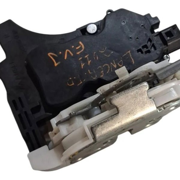 Fechadura Porta Traseira Direita Lancer 2012 2013