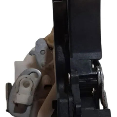 Fechadura Porta Traseira Direita Lancer 2012 2013