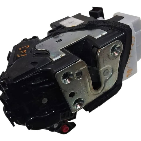 Fechadura Porta Dianteira Direita Cerato 1.6 09/13