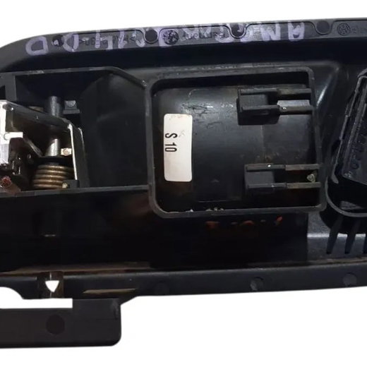 Maçaneta Interna Traseira Direita Amarok 2010/2015 Preto Traseira