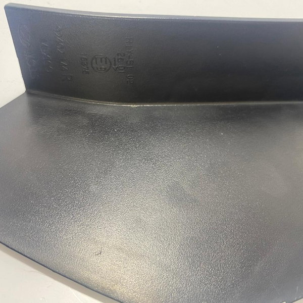 Acabamento Moldura Lanterna Direita Creta Cx443