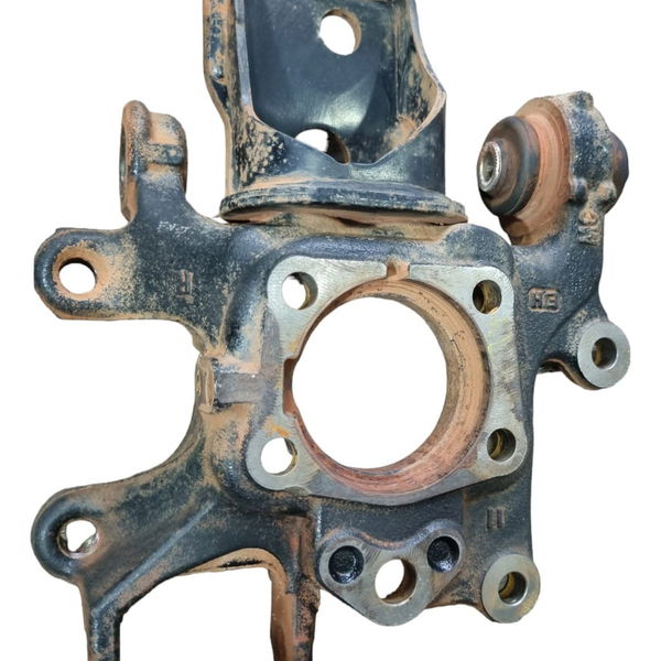 Montante Roda Traseira Direita Toyota Rav4 2018