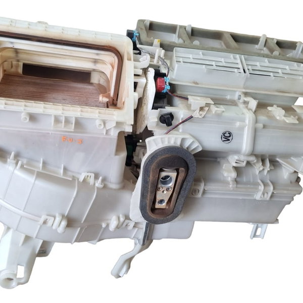 Caixa Ressonância Evaporadora Toyota Rav4 2.0 2018