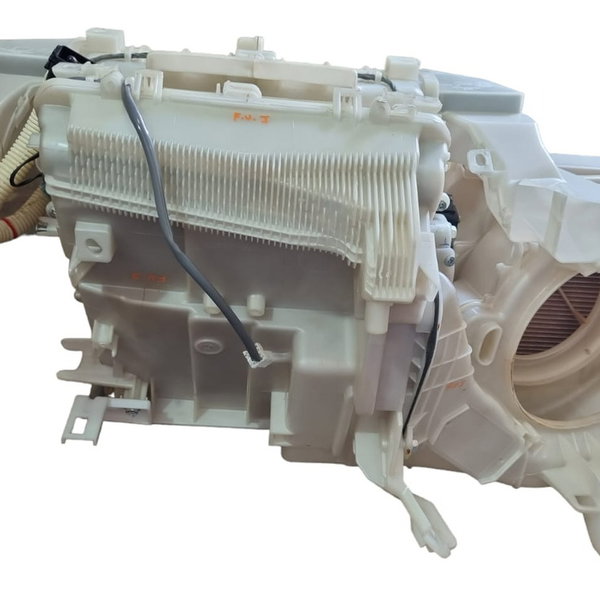 Caixa Ressonância Evaporadora Toyota Rav4 2.0 2018