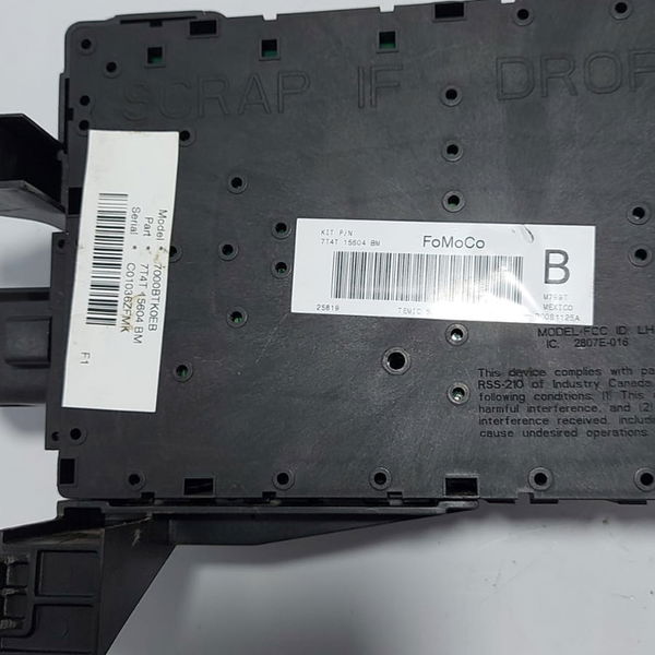 Caixa De Fusíveis Bsi Ford Edge V6 2008 7t4t-15604-bm Cx493