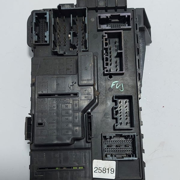 Caixa De Fusíveis Bsi Ford Edge V6 2008 7t4t-15604-bm Cx493