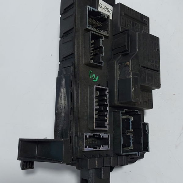 Caixa De Fusíveis Bsi Ford Edge V6 2008 7t4t-15604-bm Cx493