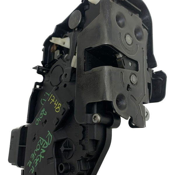 Fechadura Porta Tra  Dir Range Rover Sport 08/12 Cx404