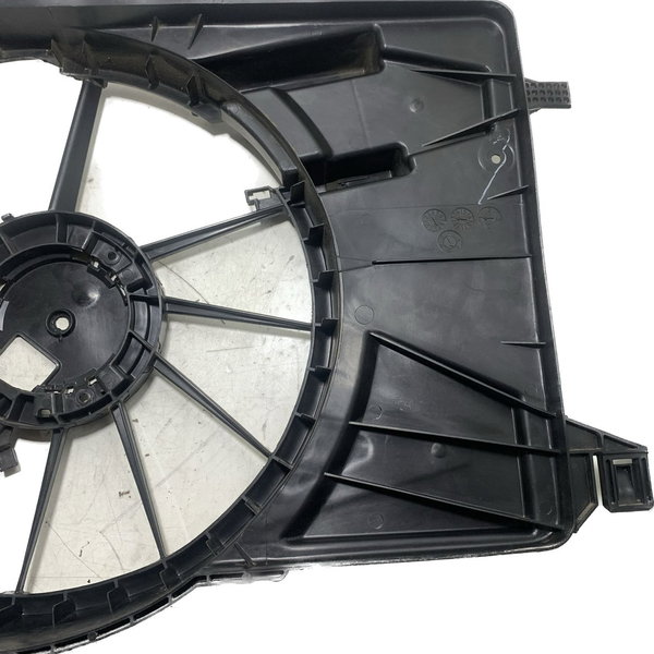 Defletor Radiador Ford Focus 1.6 Aut 2009/2013