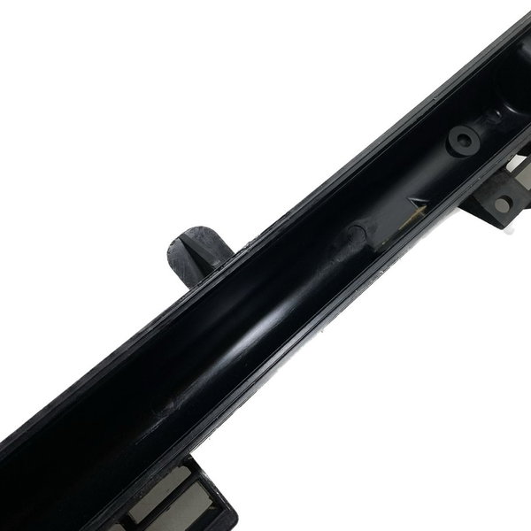 Caixa Inferior Radiador Nissan Frontier 2.5 Manual 08/16