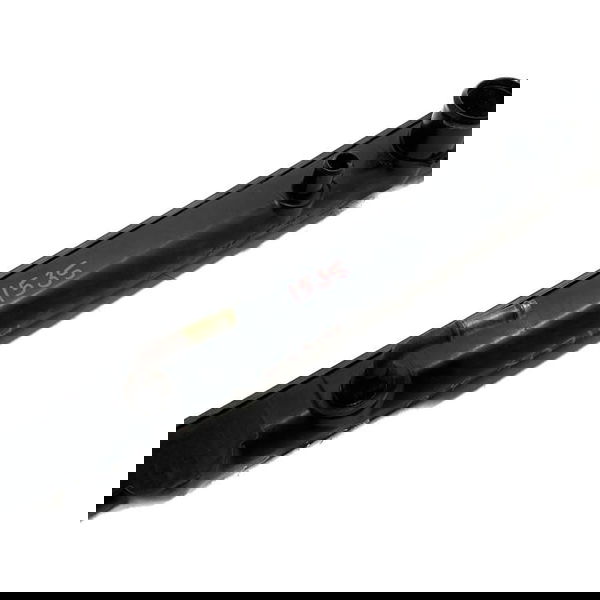 Caixa Inf Radiador Toyota Hilux Sw4 3.0 Automatica 05/15