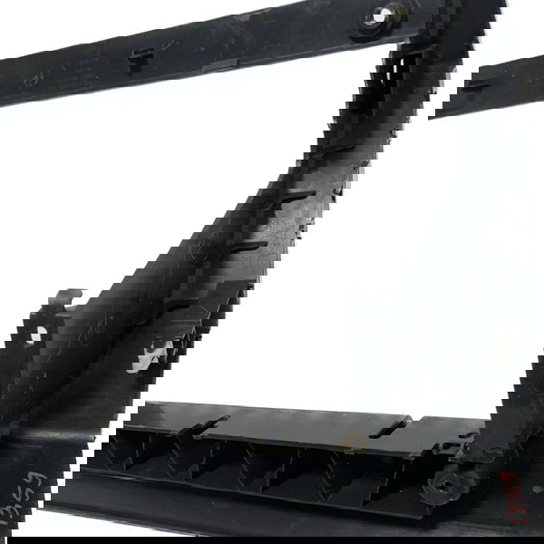 Moldura Suporte Porta Luvas Nissan Frontier 08/16 Cx607