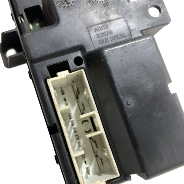 Botão Vidro Dianteiro Direito Jeep Cherokee 2001 Cx383