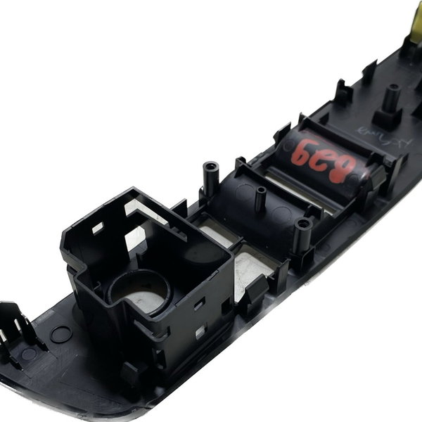 Moldura Comando Vidros Eletricos Toyota Corolla Cross Cx366