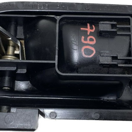 Maçaneta Interna Dianteira Direita Volkswagen Amarok Cx364 Dianteira/traseira