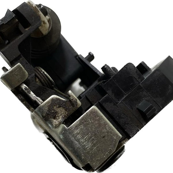 Fechadura Porta Dianteira Direit Renault Sandero 07/14 Cx357