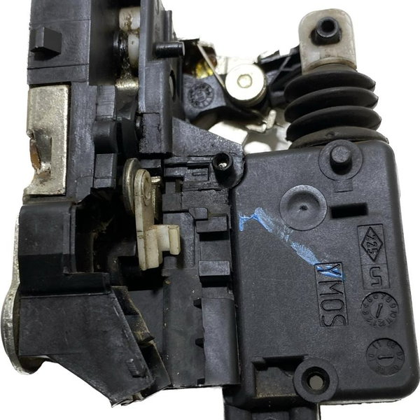 Fechadura Porta Dianteira Direit Renault Sandero 07/14 Cx357