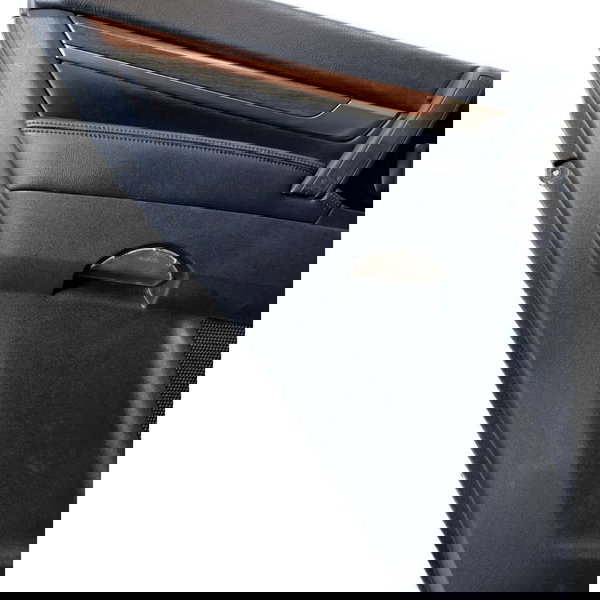 Forro De Porta Traseira Esquerda Pajero Full 2008/2012