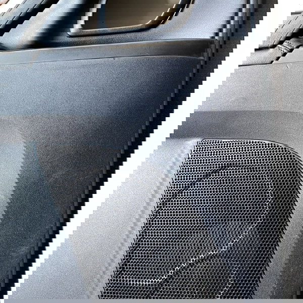 Forro De Porta Traseira Esquerda Pajero Full 2008/2012