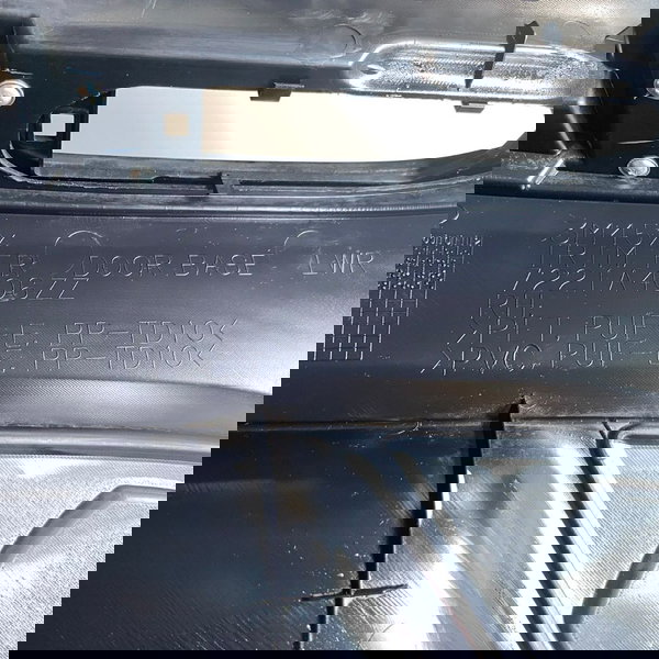 Forro De Porta Dianteira Direita Pajero Full 2008/2012