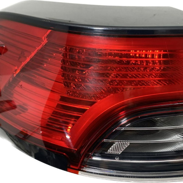 Lanterna Esquerda Toyota Corolla Cross 2021/2023 Cx560 Esquerdo