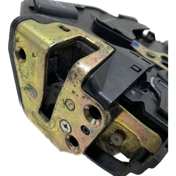 Fechadura Porta Traseira Esquerda Toyota Hilux 05/15 Cx349