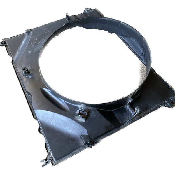 Defletor Radiador Toyota Hilux 2.8 2016/2022