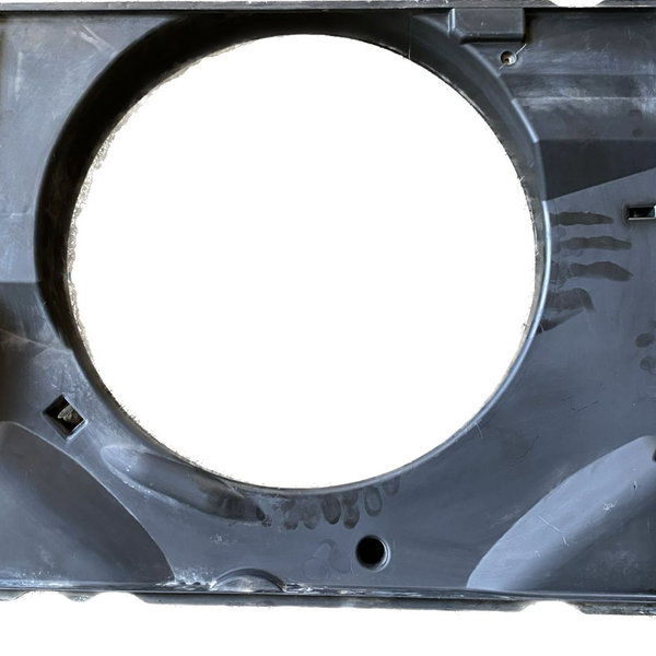 Defletor Radiador Toyota Hilux 2.8 2016/2022