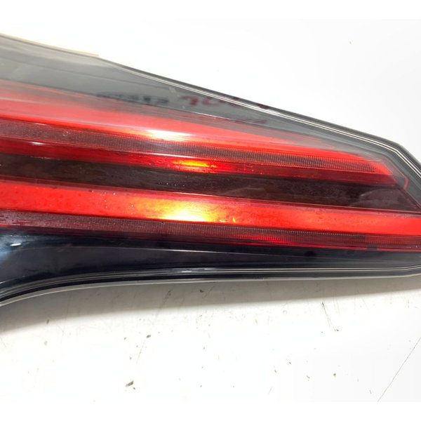 Lanterna Esquerda Capô Toyota Rav4 17/18 Cx562 Esquerdo
