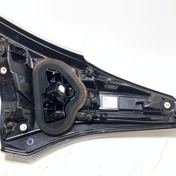 Lanterna Direita Capô Toyota Rav4 17/18 Cx561 Direito