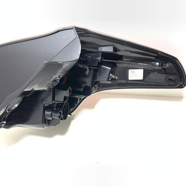 Lanterna Esquerda Toyota Rav4 2017/2018 Cx560 Esquerdo