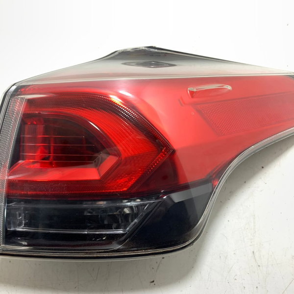 Lanterna Direita Toyota Rav4 2017/2018 Cx559 Direito