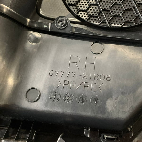 Forro Porta Dianteira Direita Toyota Rav4 2017/18