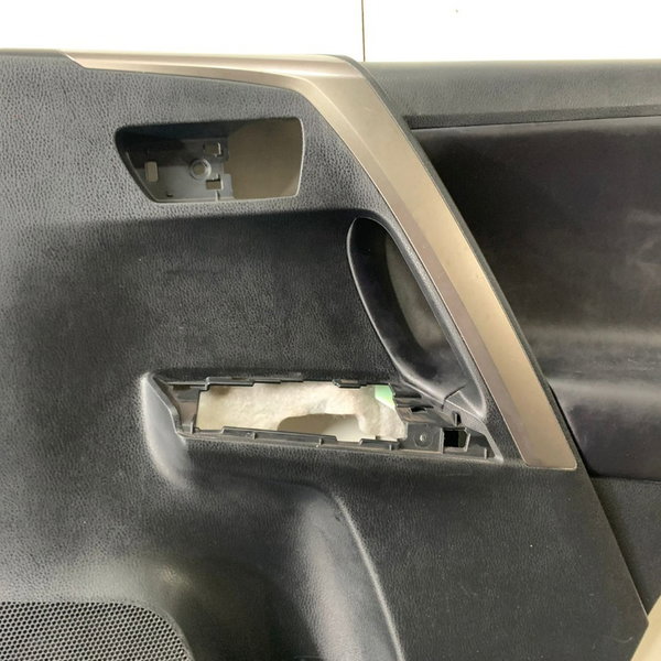Forro Porta Traseira Direita Toyota Rav4 17/18