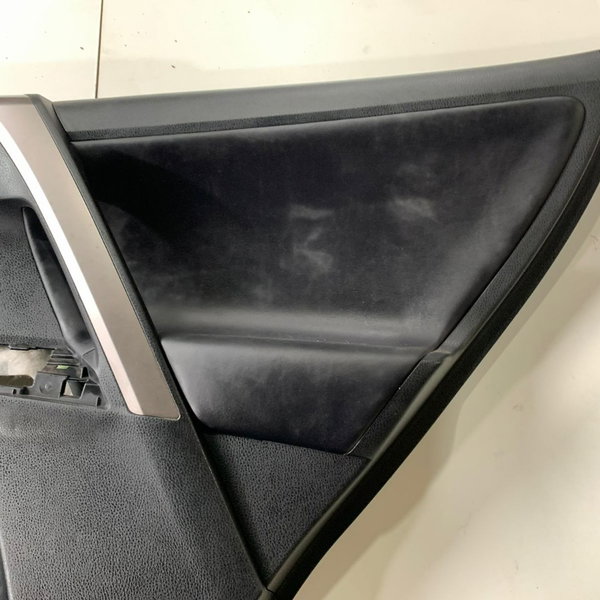 Forro Porta Traseira Direita Toyota Rav4 17/18