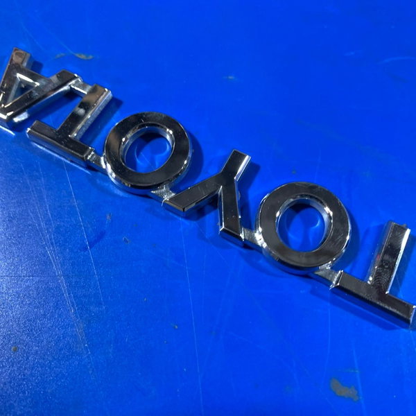 Emblema Toyota Capô Traseiro Rav4 17/20 Cx332