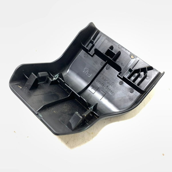 Moldura Suporte Banco Esquerdo Toyota  Rav4 17/18 Cx331