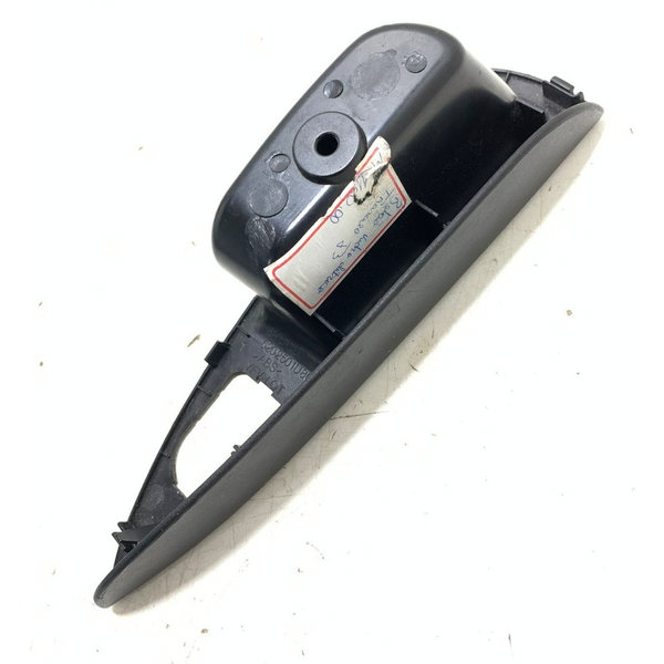 Moldura Botão Vidro Traseiro Esquerdo Jac J3 2011/2013 Cx330