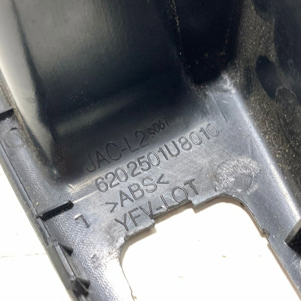 Moldura Botão Vidro Traseiro Esquerdo Jac J3 2011/2013 Cx330