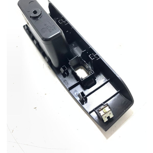 Moldura Botão Vidro Traseiro Esquerdo Sorento 05/06 Cx638
