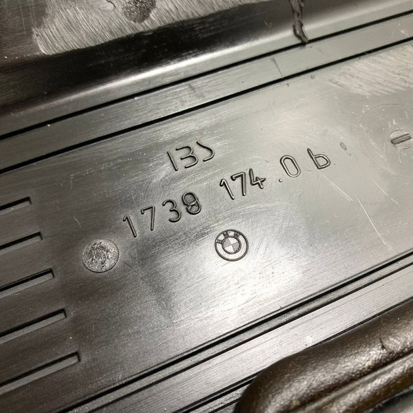Tampa Motor Bmw 325i 1993/1997 Com Detalhe