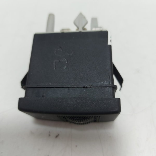 Botão Interruptor Regulagem Altura Farol Audi A4 1997 Cx154