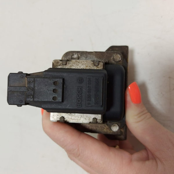 Bobina Ignição Kombi 1.6/gol/ Parati 1.0 (922087034) (cx33)