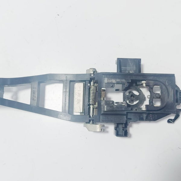 Suporte Maçaneta Externa Traseira Direita Ranger 13 Cx484 Traseira