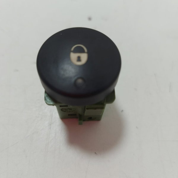 Botão Trava Porta Citroen C3 2006 (cx15)