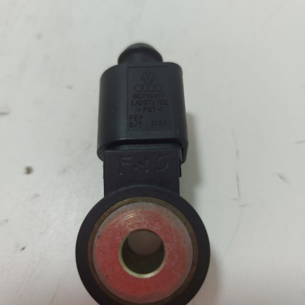 Sensor Detonação Vw Golf/audi (030905377c) Cx158