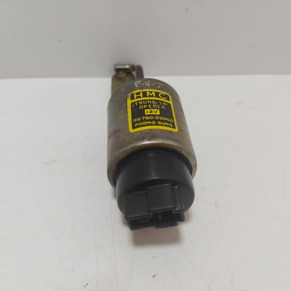 Motor Trava Elétrica Porta Mala Ecxel 1992 Cx147