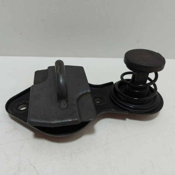 Batente Trava Capo Dianteiro Mercedes C180 /c320 2002 (cx47)