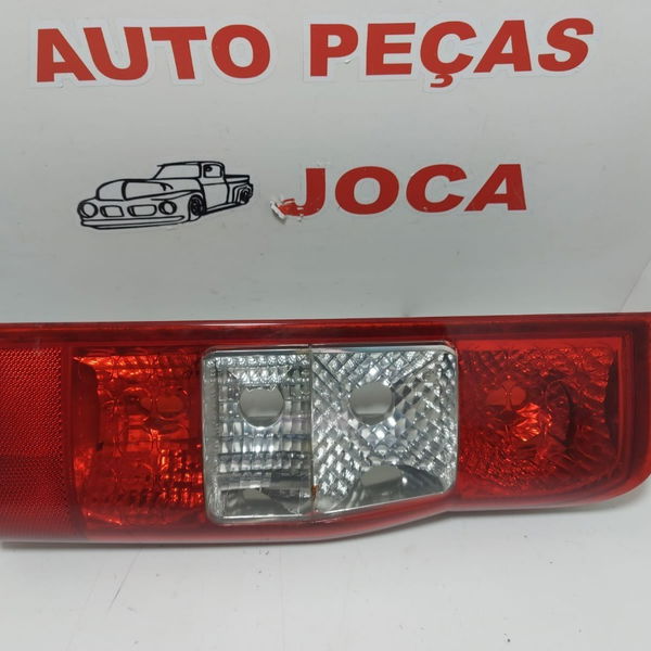 Lanterna T.d Ford Transit 2.2 2013 Cx281